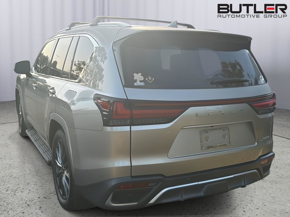 Used 2022 Lexus LX 600 F Sport w/ Accessory Package (Z1) AWD/4WD image 9