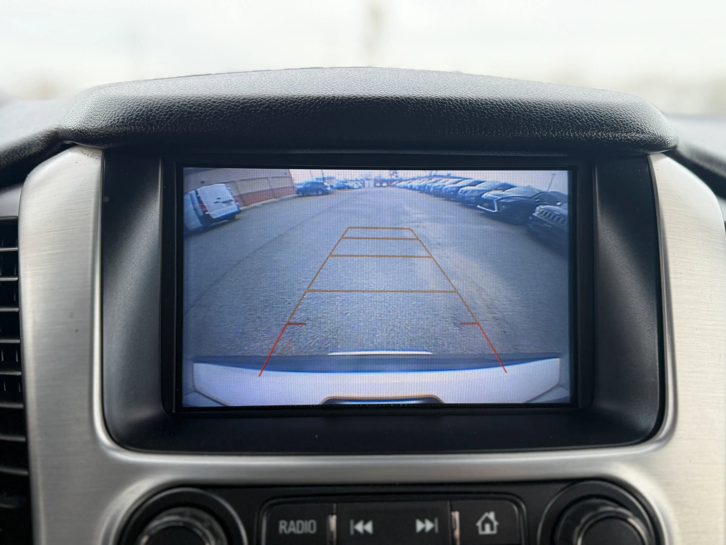 Used 2018 GMC Yukon XL SLT w/ Open Road Package image 35