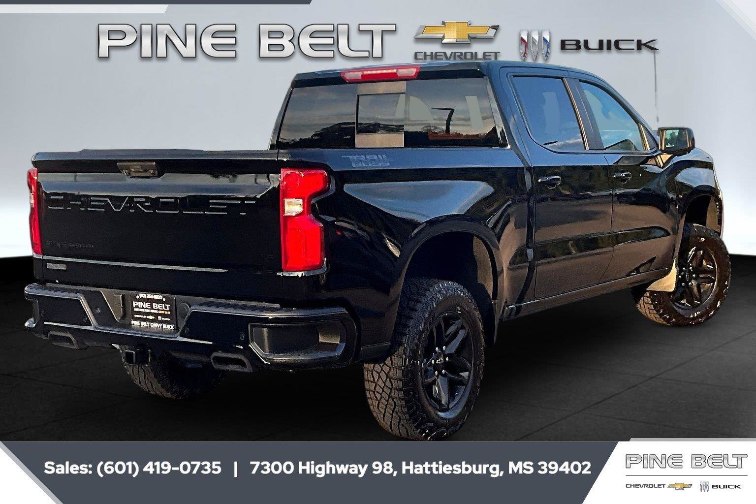 New 2026 Chevrolet Silverado 1500 LT Trail Boss w/ LT Trail Boss Premium Package AWD/4WD image 12