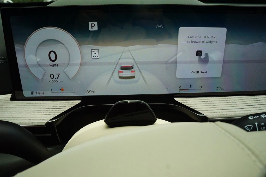 New 2025 Genesis GV80 3.5T Prestige image 7