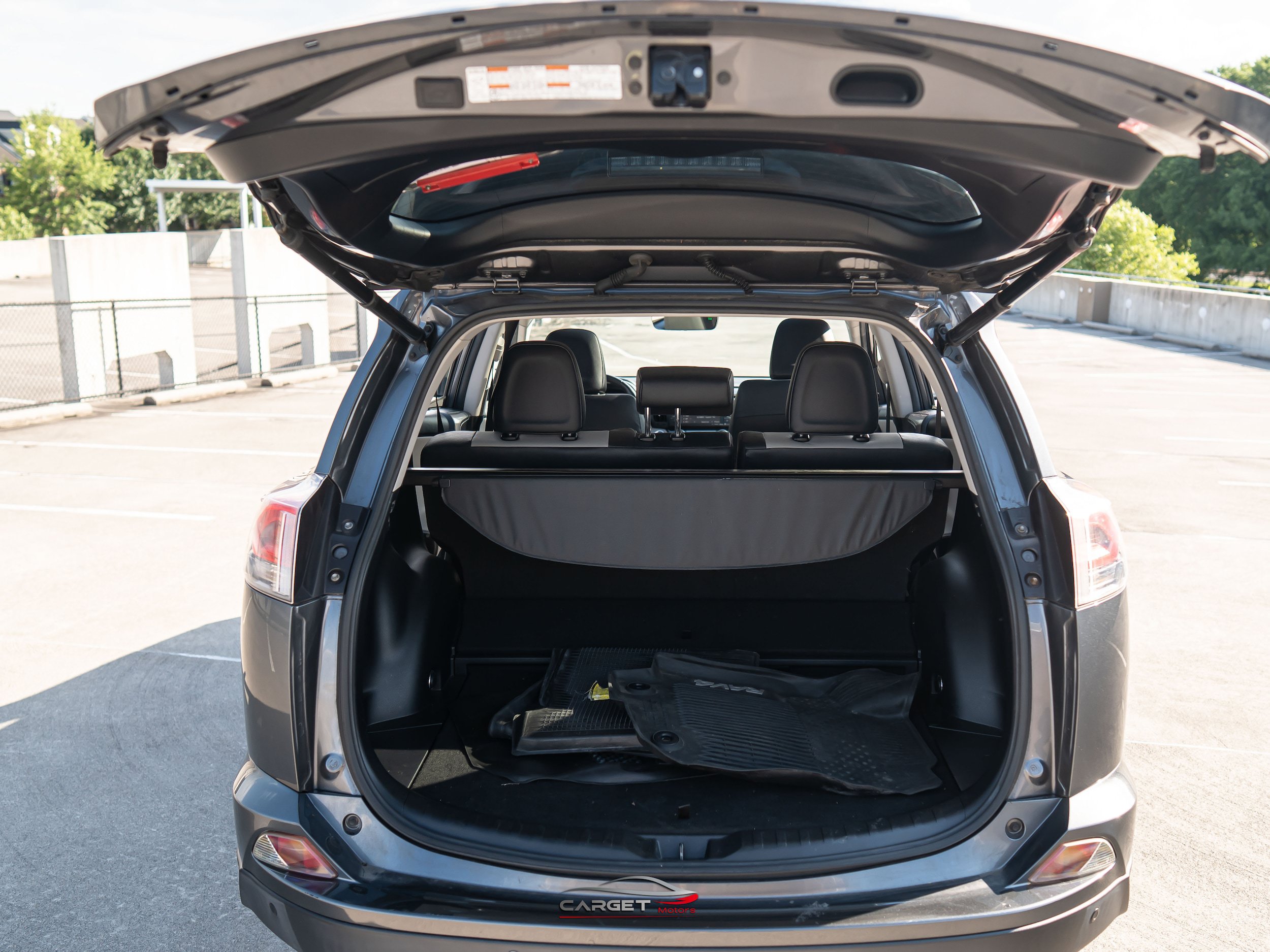 Used 2016 Toyota RAV4 Limited AWD/4WD image 46