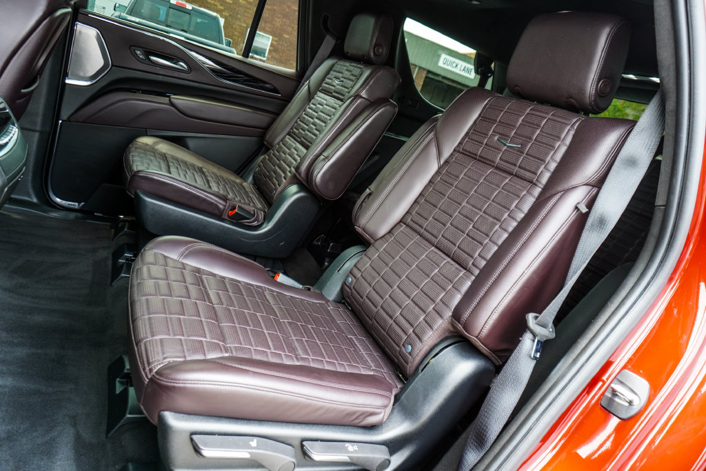 Used 2023 Cadillac Escalade V AWD/4WD image 9