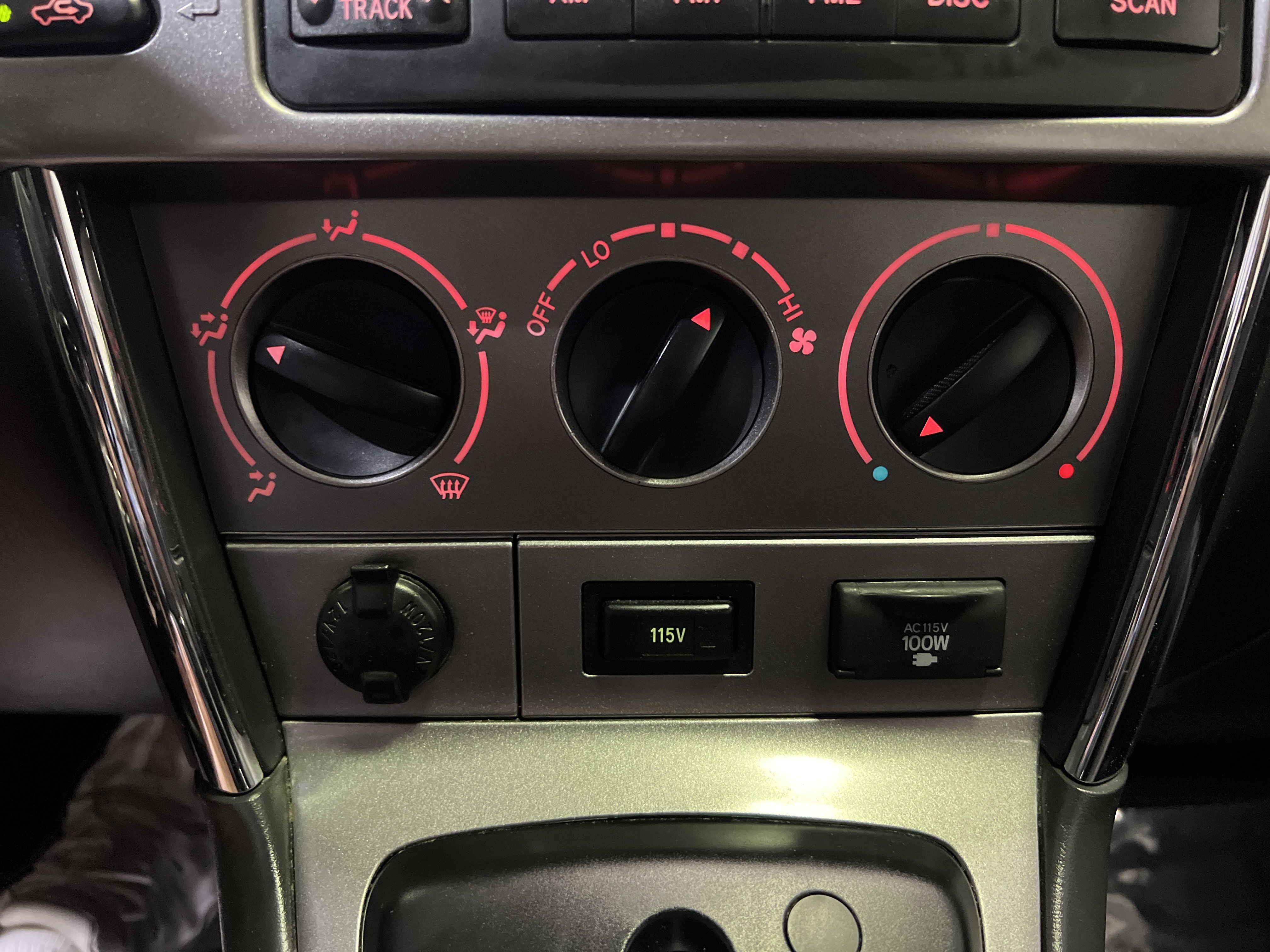 Used 2007 Toyota Matrix FWD image 19