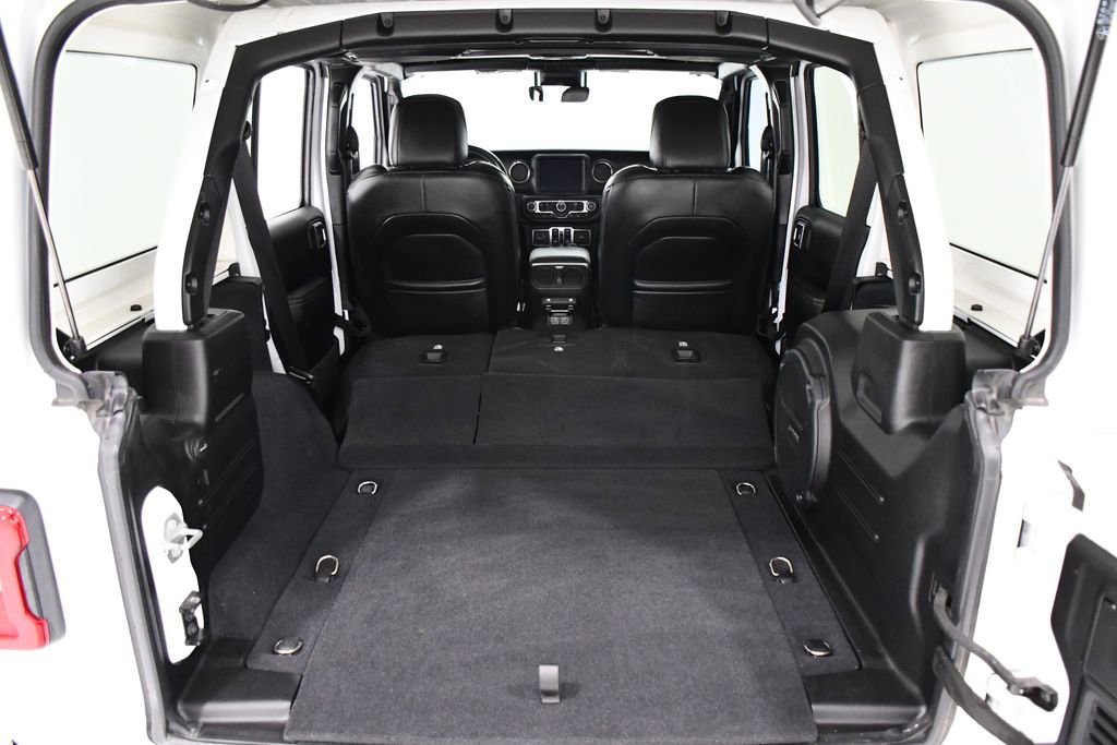 Used 2022 Jeep Wrangler Unlimited Sahara image 22