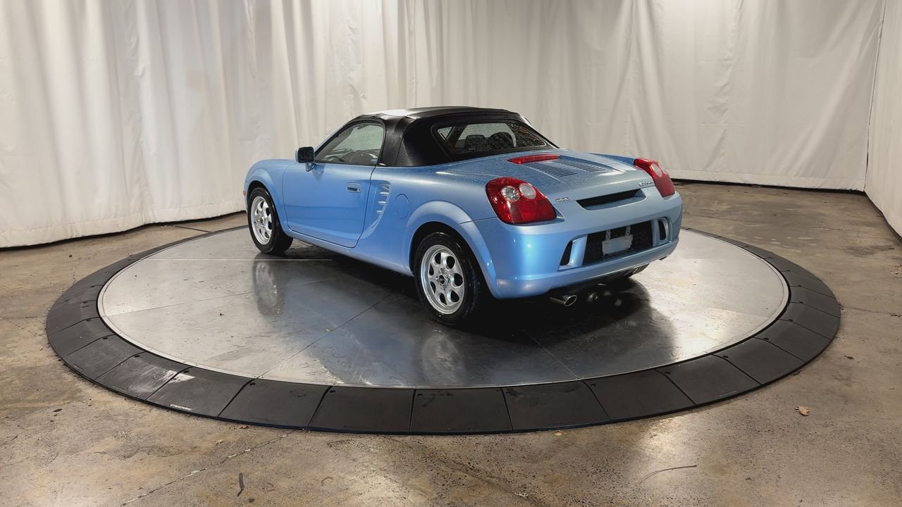 Used 2003 Toyota MR2 image 7