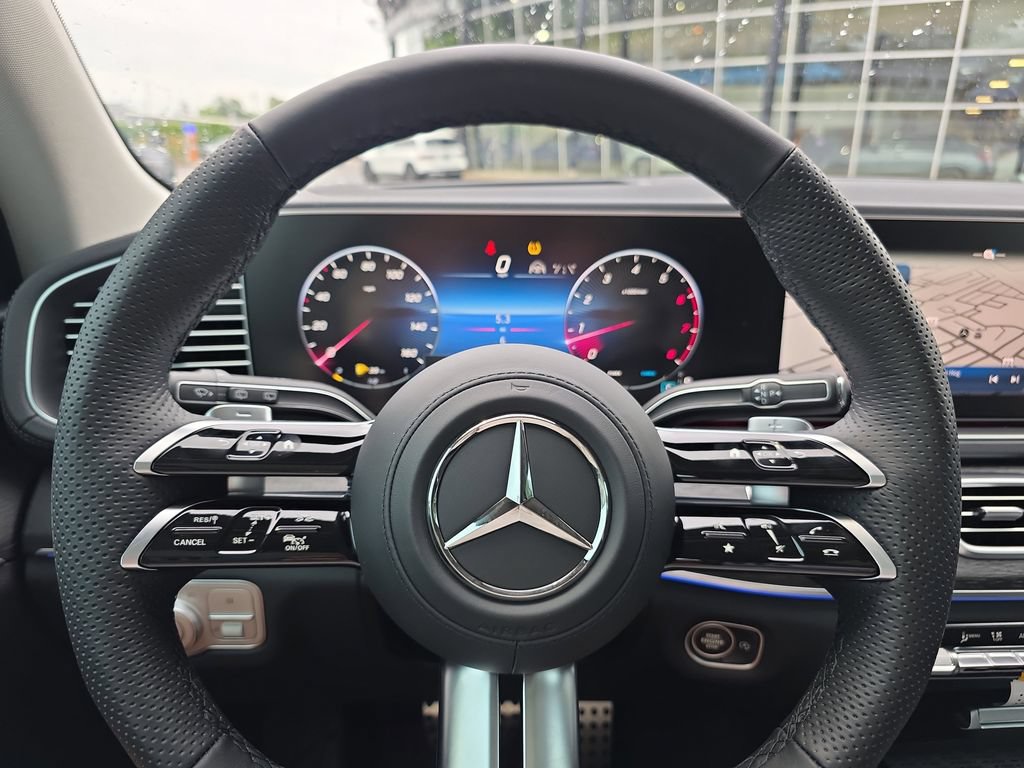 New 2026 Mercedes-Benz GLS 450 4MATIC image 21