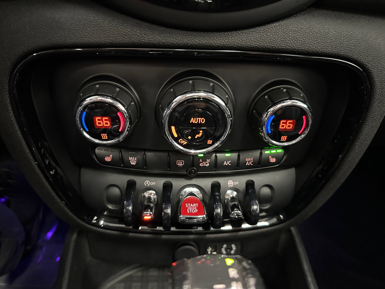 Used 2016 MINI Cooper Clubman image 37