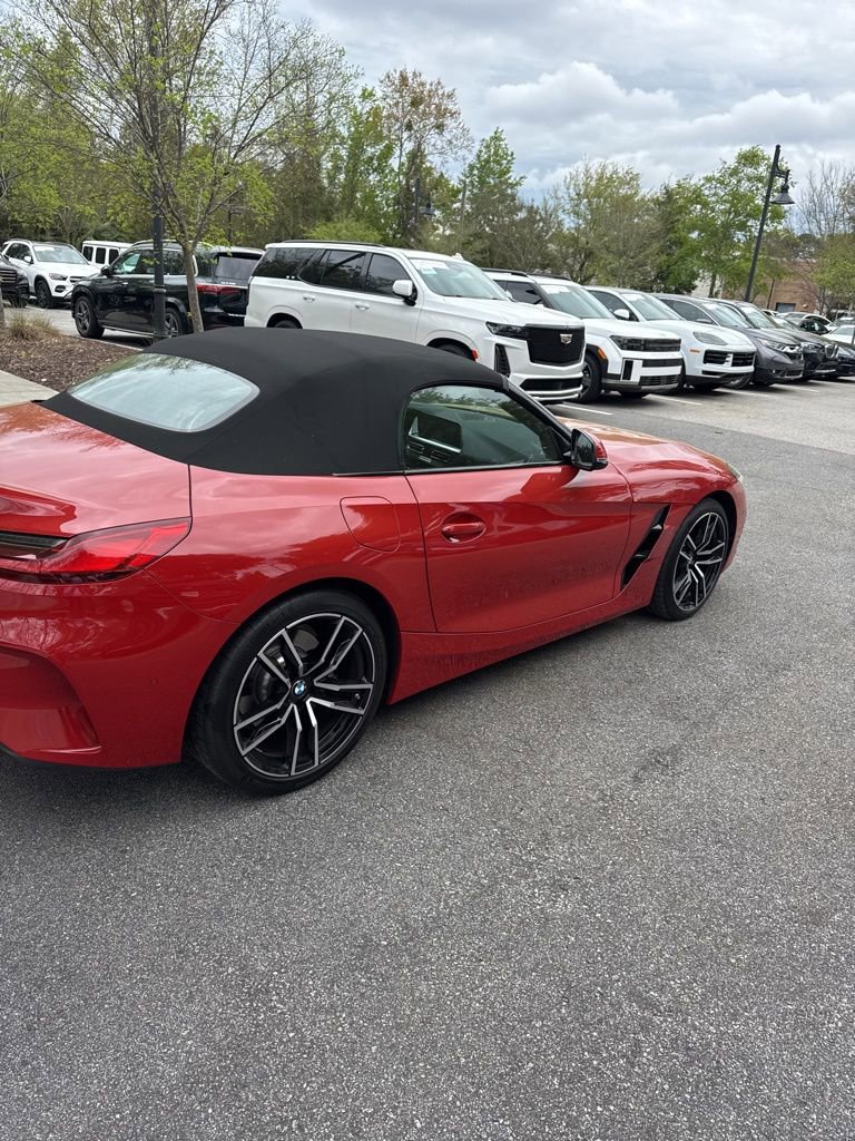 Used 2025 BMW Z4 sDrive30i w/ Premium Package image 4