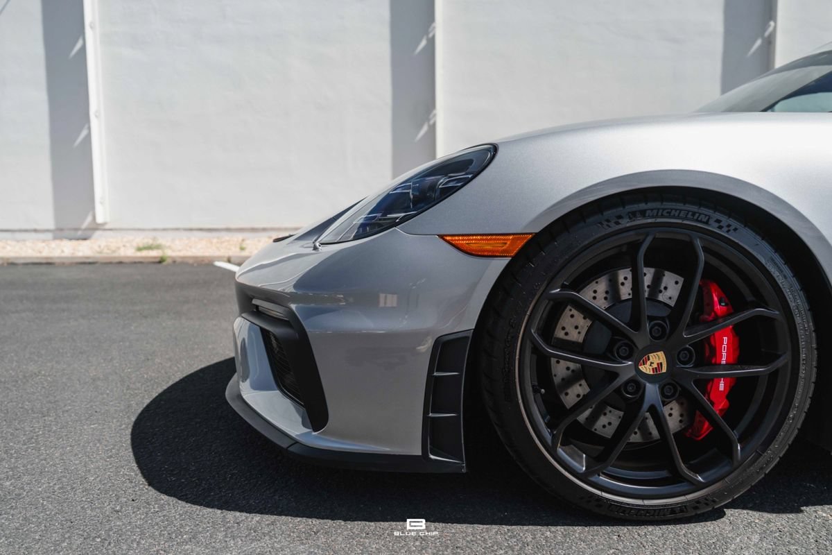 Used 2021 Porsche 718 Boxster Spyder RWD image 9