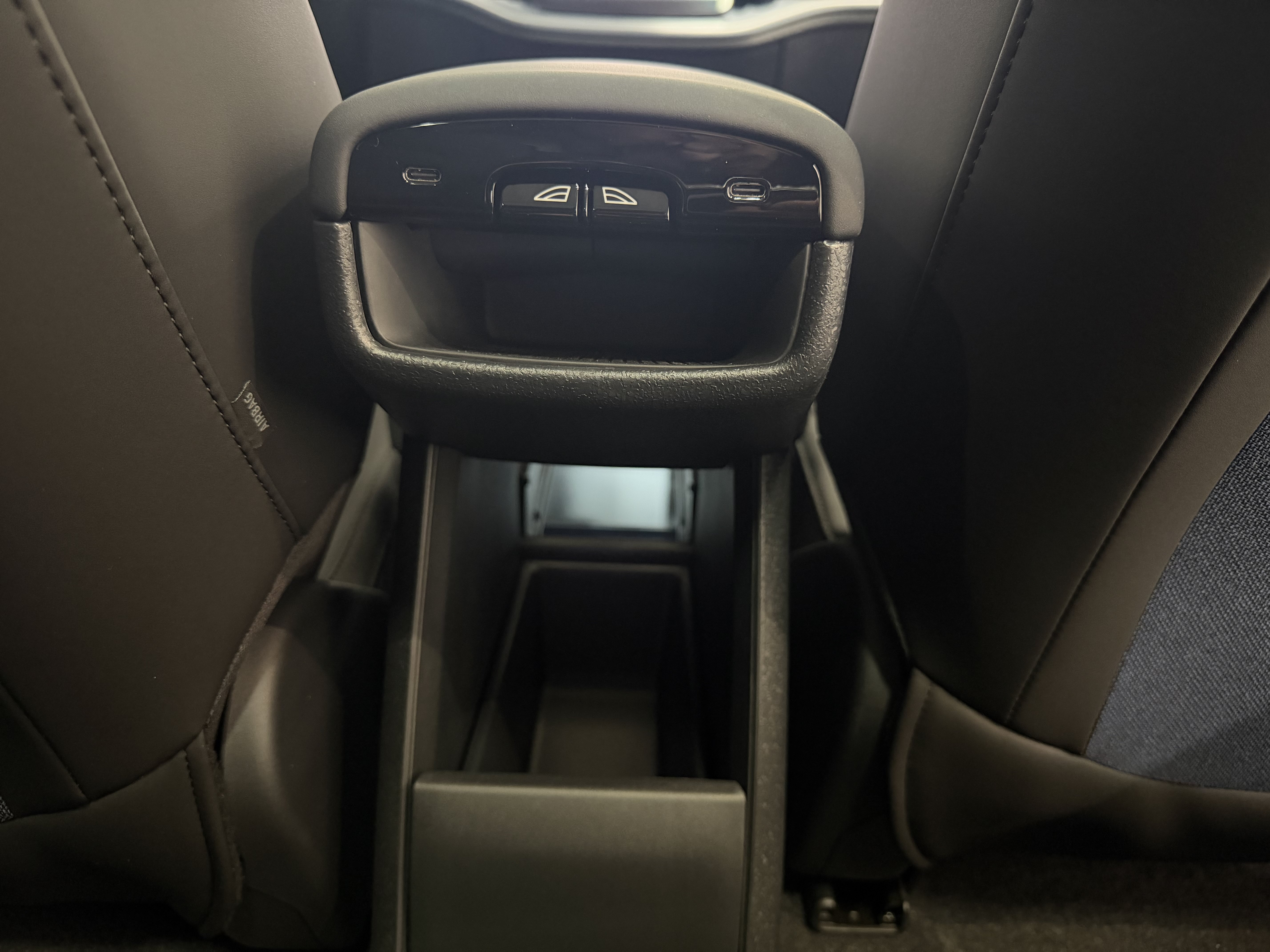 New 2026 Volvo EX30 Cross Country Ultra w/ Protection Package Premier AWD/4WD image 25