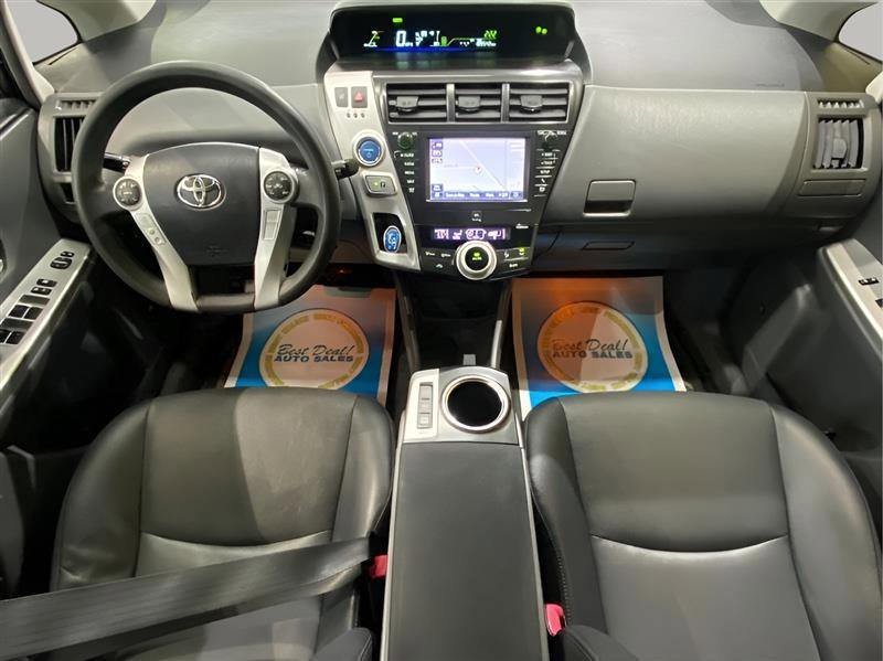 Used 2012 Toyota Prius V Five FWD image 17
