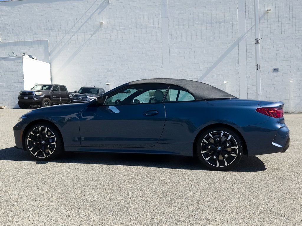 New 2026 BMW 440i xDrive Convertible image 16