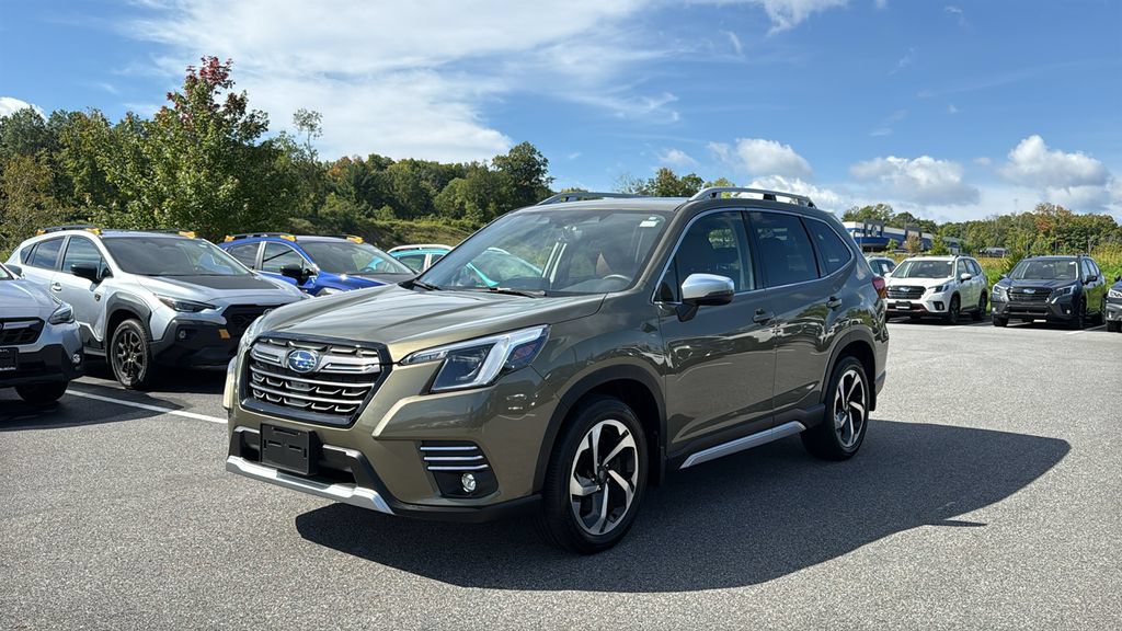 Certified 2023 Subaru Forester Touring AWD/4WD image 3