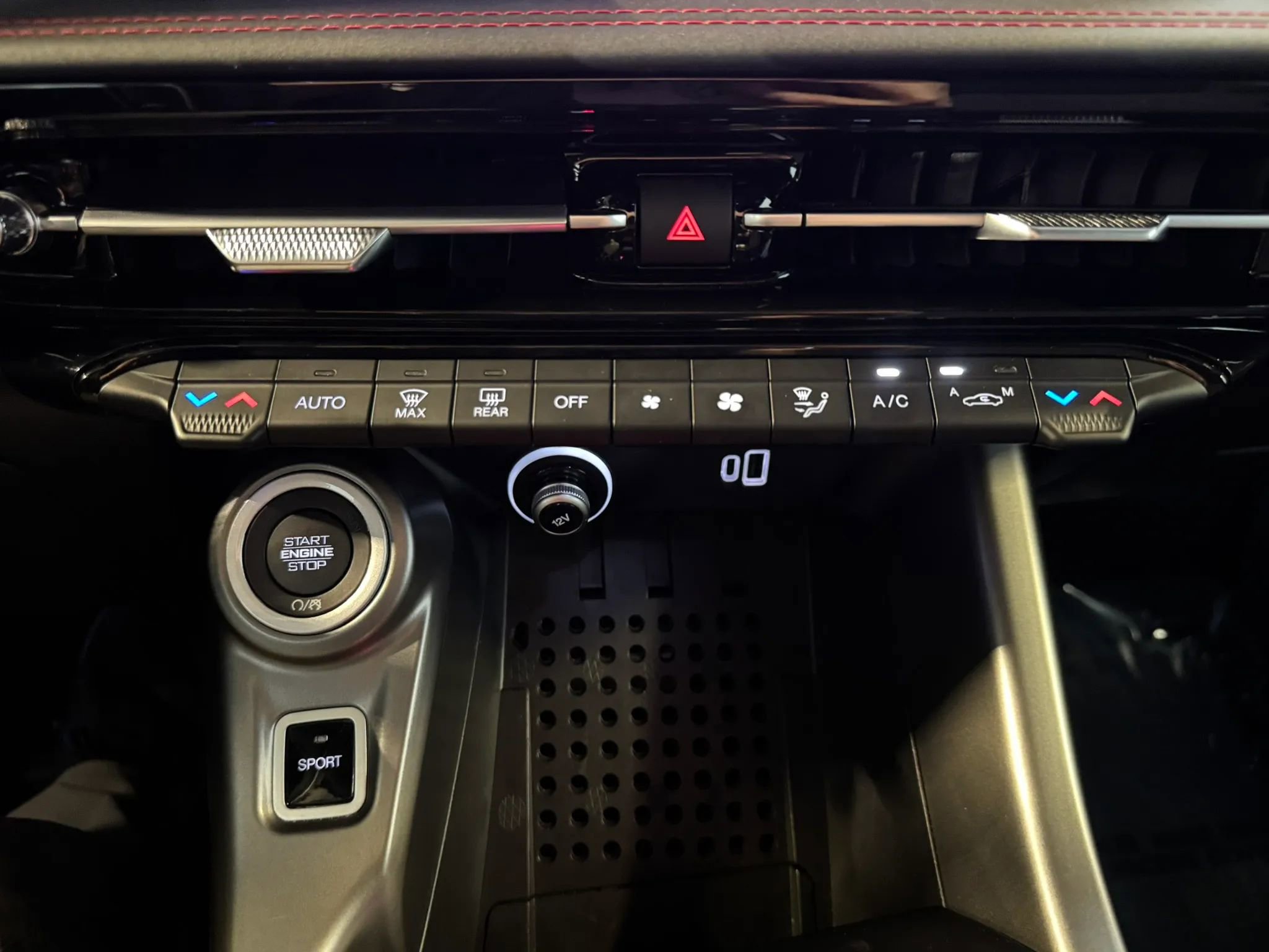 Used 2024 Dodge Hornet R/T image 16