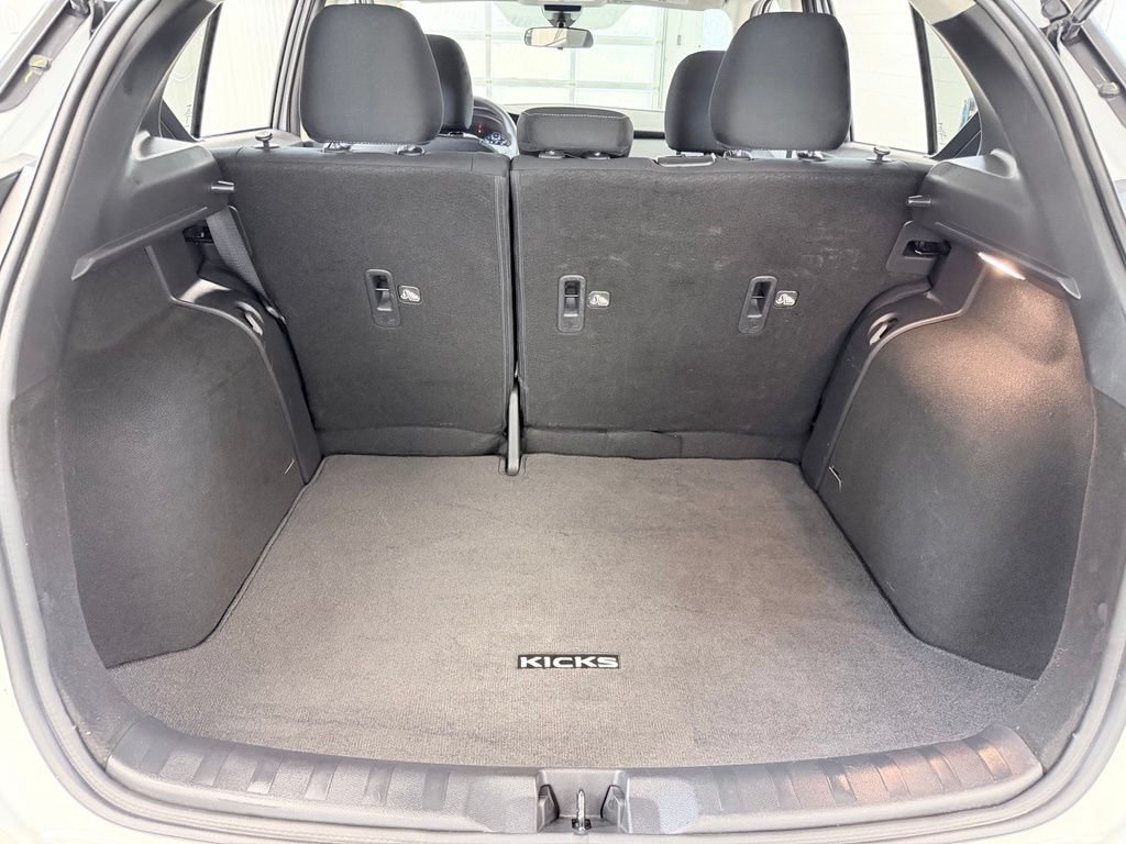 Used 2023 Nissan Kicks SV FWD image 27