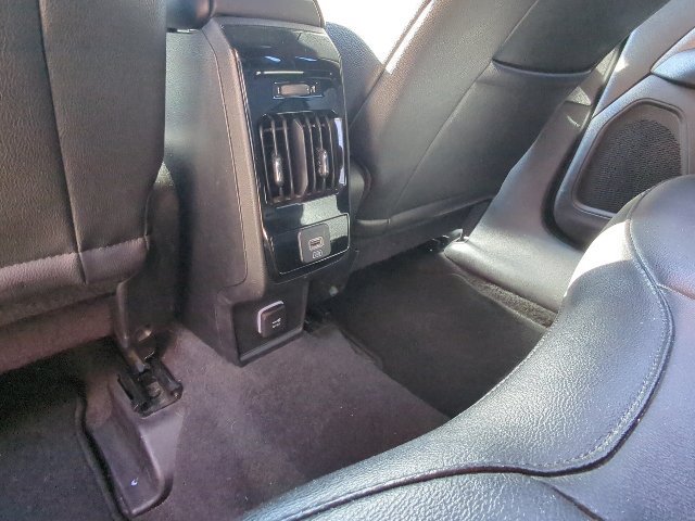 Used 2024 Jeep Compass Latitude AWD/4WD image 23