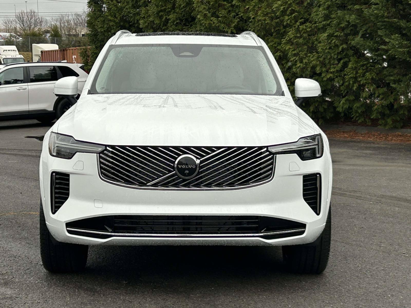 New 2026 Volvo XC90 B6 Ultra w/ Protection Package AWD/4WD image 8