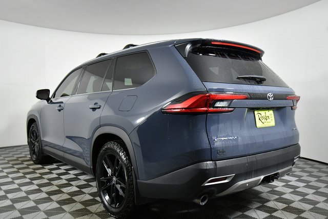 Used 2024 Toyota Grand Highlander AWD Hybrid image 13