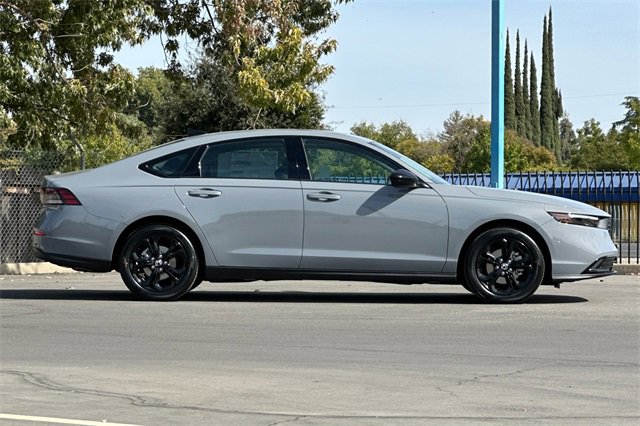 New 2025 Honda Accord SE image 3