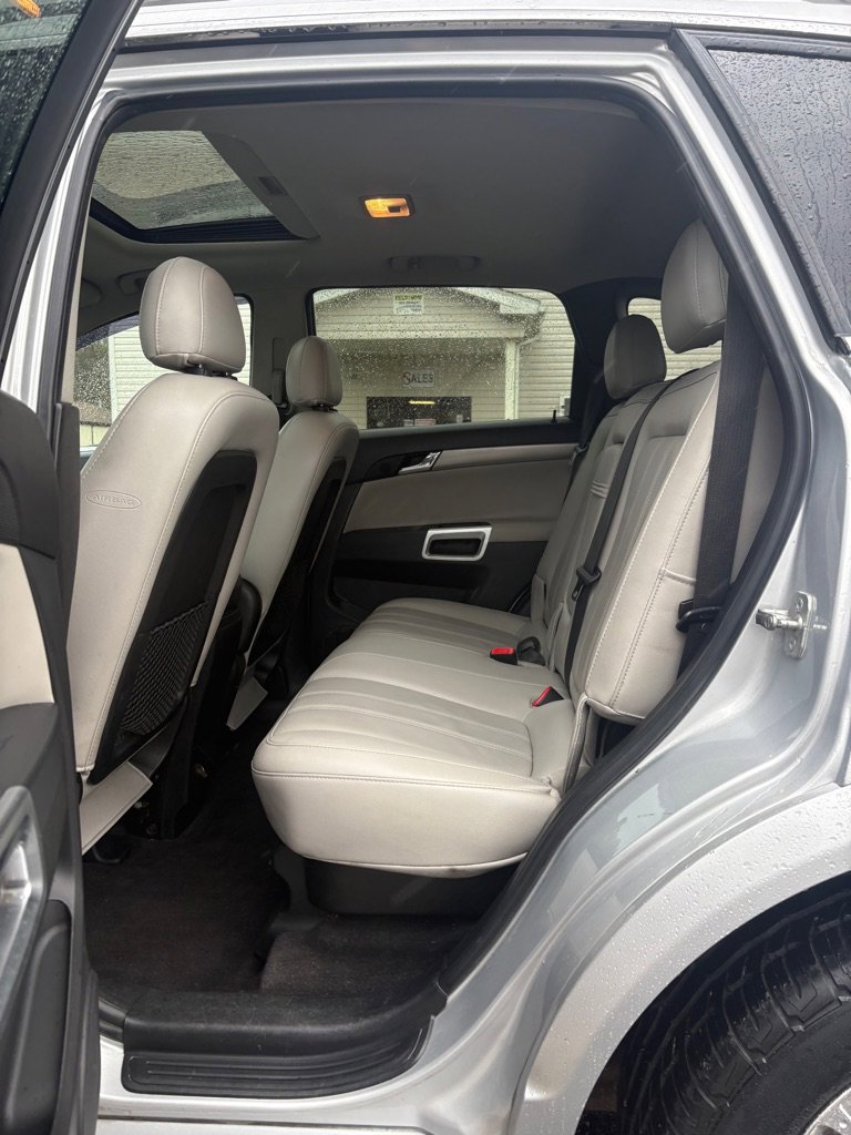 Used 2012 Chevrolet Captiva Sport LTZ AWD/4WD image 10