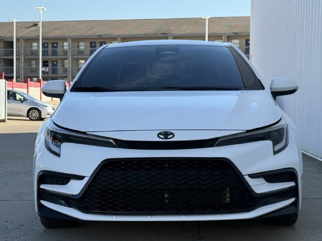 Used 2023 Toyota Corolla SE w/ SE Premium Package FWD image 9