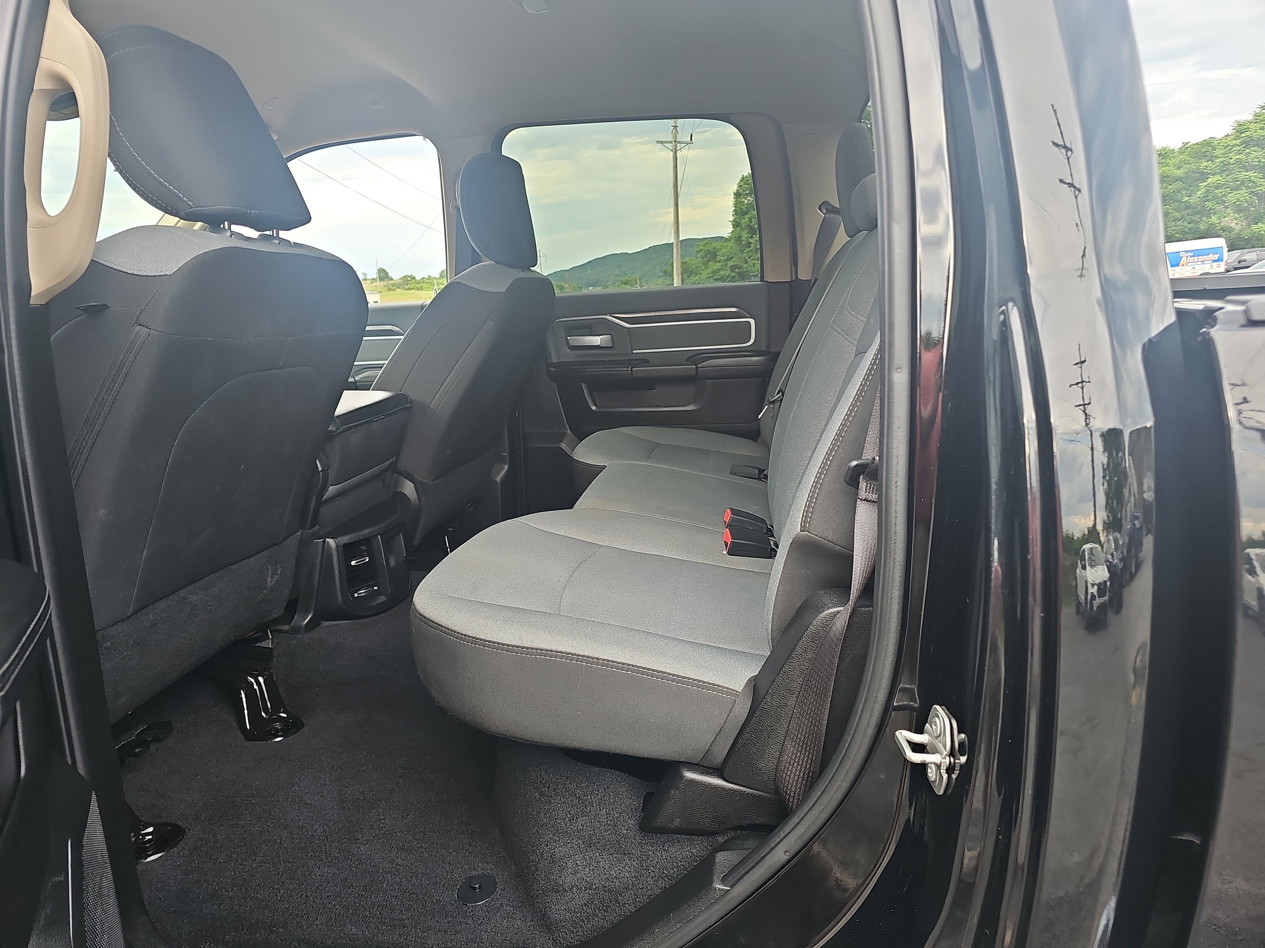 Used 2019 RAM 3500 Big Horn AWD/4WD image 13