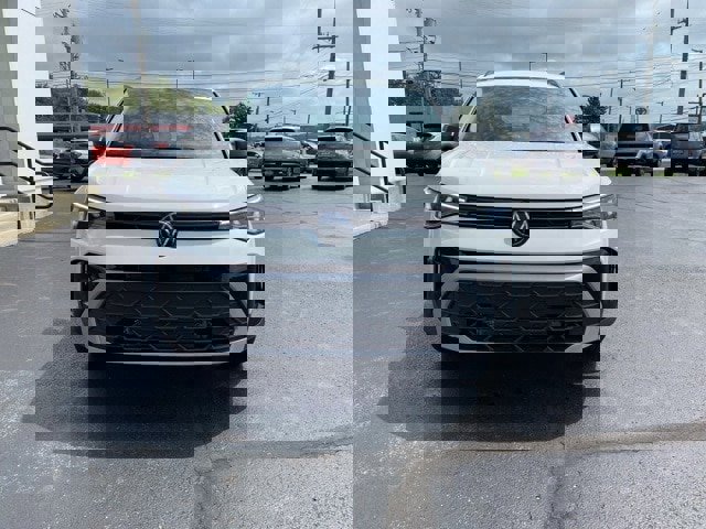 New 2025 Volkswagen Taos S image 7