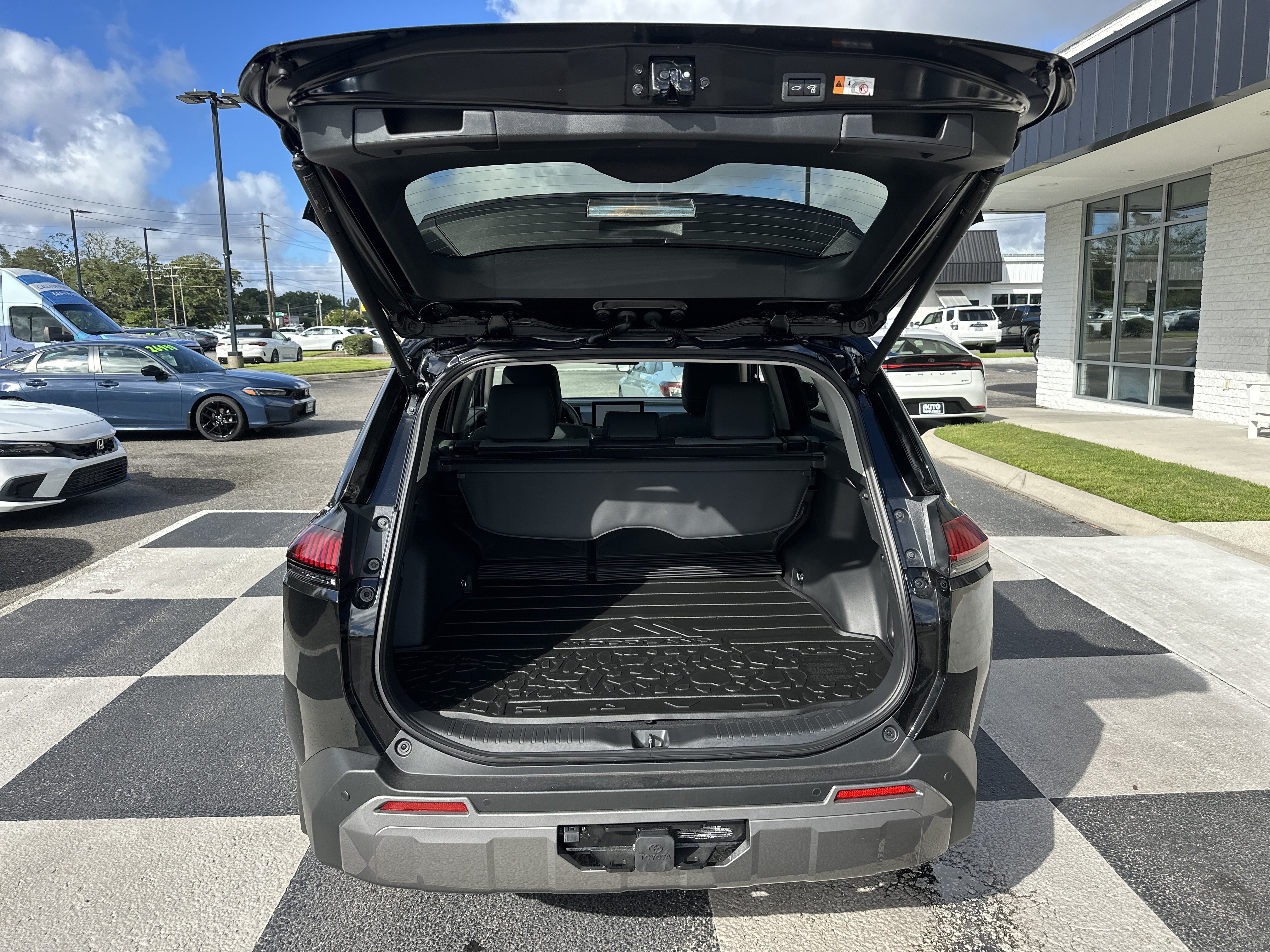 Used 2026 Toyota RAV4 AWD image 5
