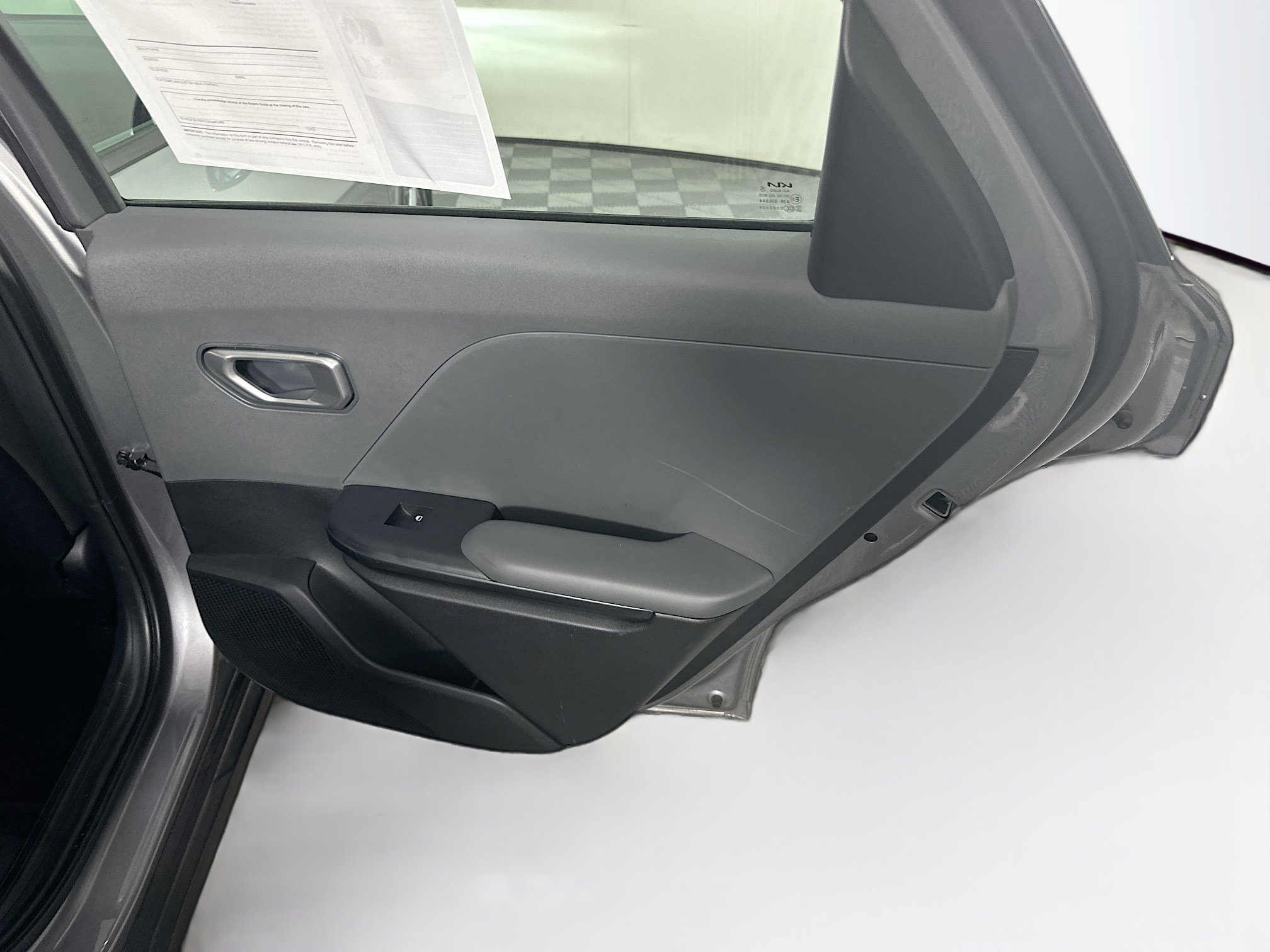 Used 2025 Kia K4 LXS image 29