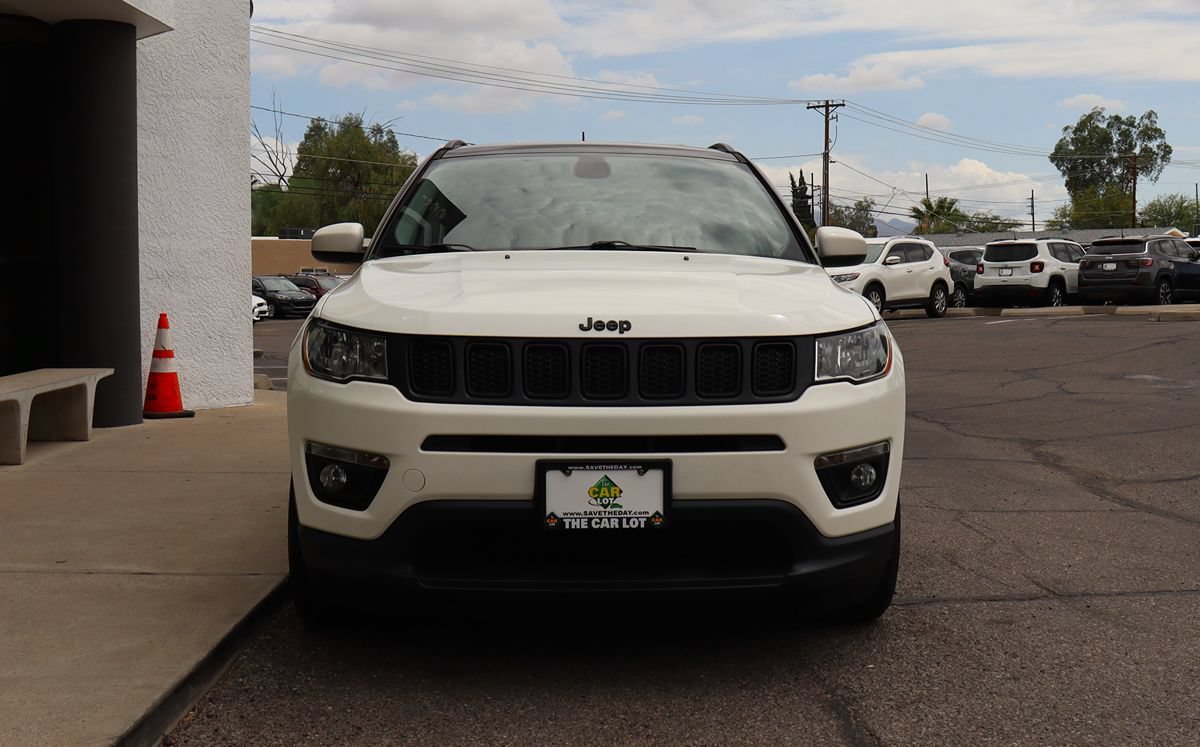 Used 2019 Jeep Compass Latitude FWD image 16