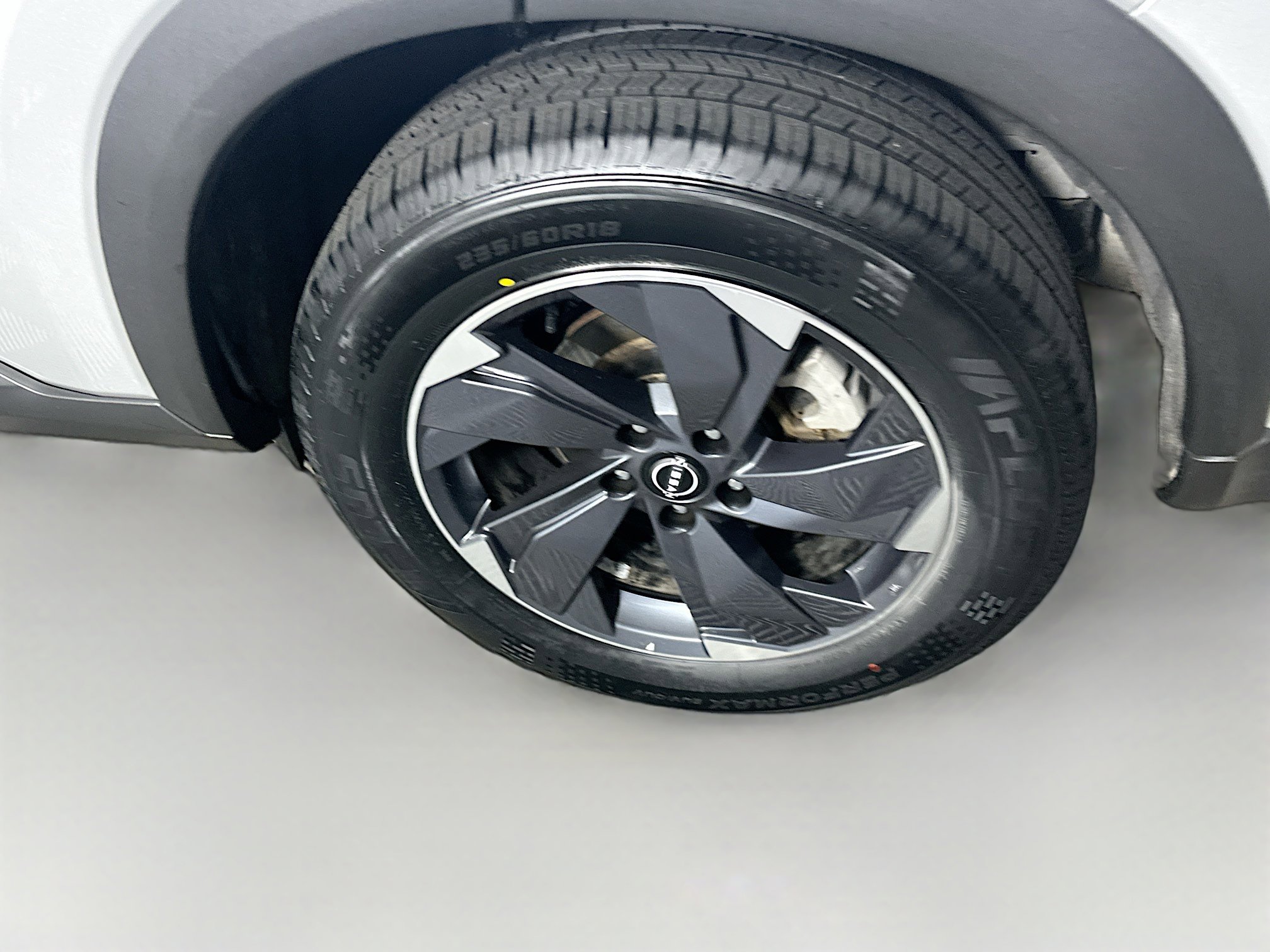 Used 2025 Nissan Rogue SV FWD image 11