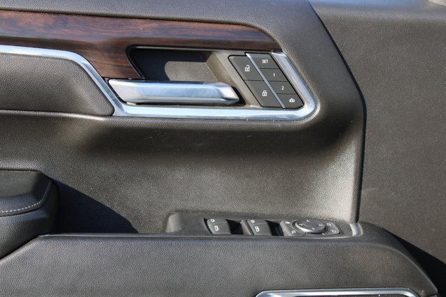 Used 2024 GMC Sierra 1500 SLT image 10