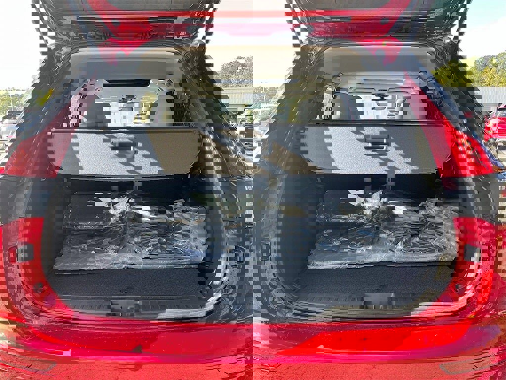 New 2025 Mitsubishi Outlander SE image 26