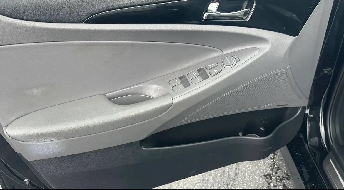 Used 2014 Hyundai Sonata Limited FWD image 12