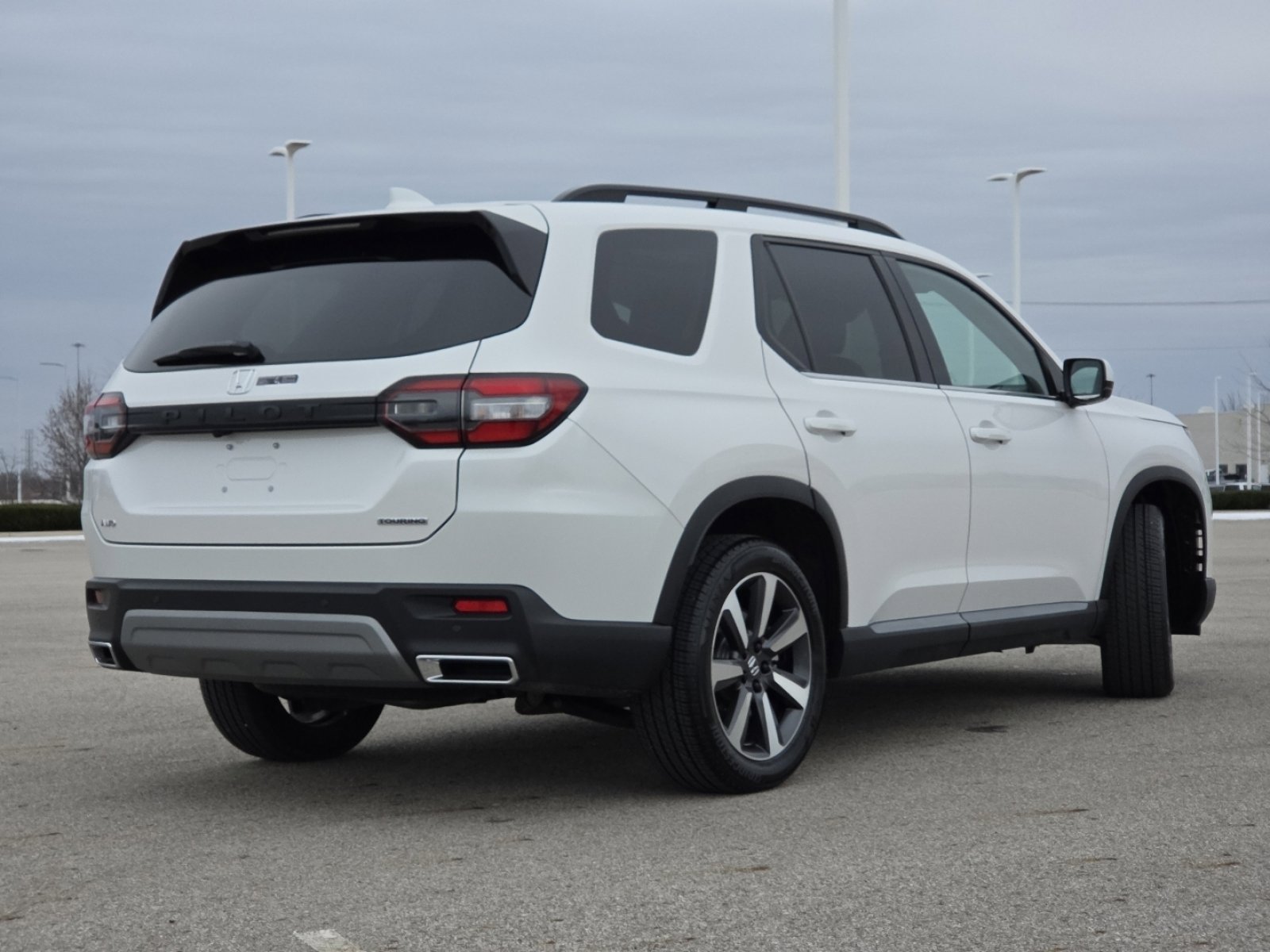 Used 2025 Honda Pilot Touring image 20