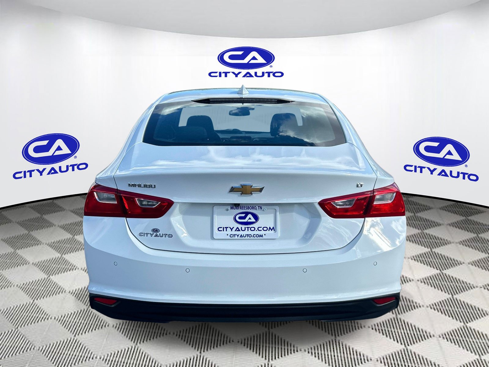 Used 2025 Chevrolet Malibu LT FWD image 4