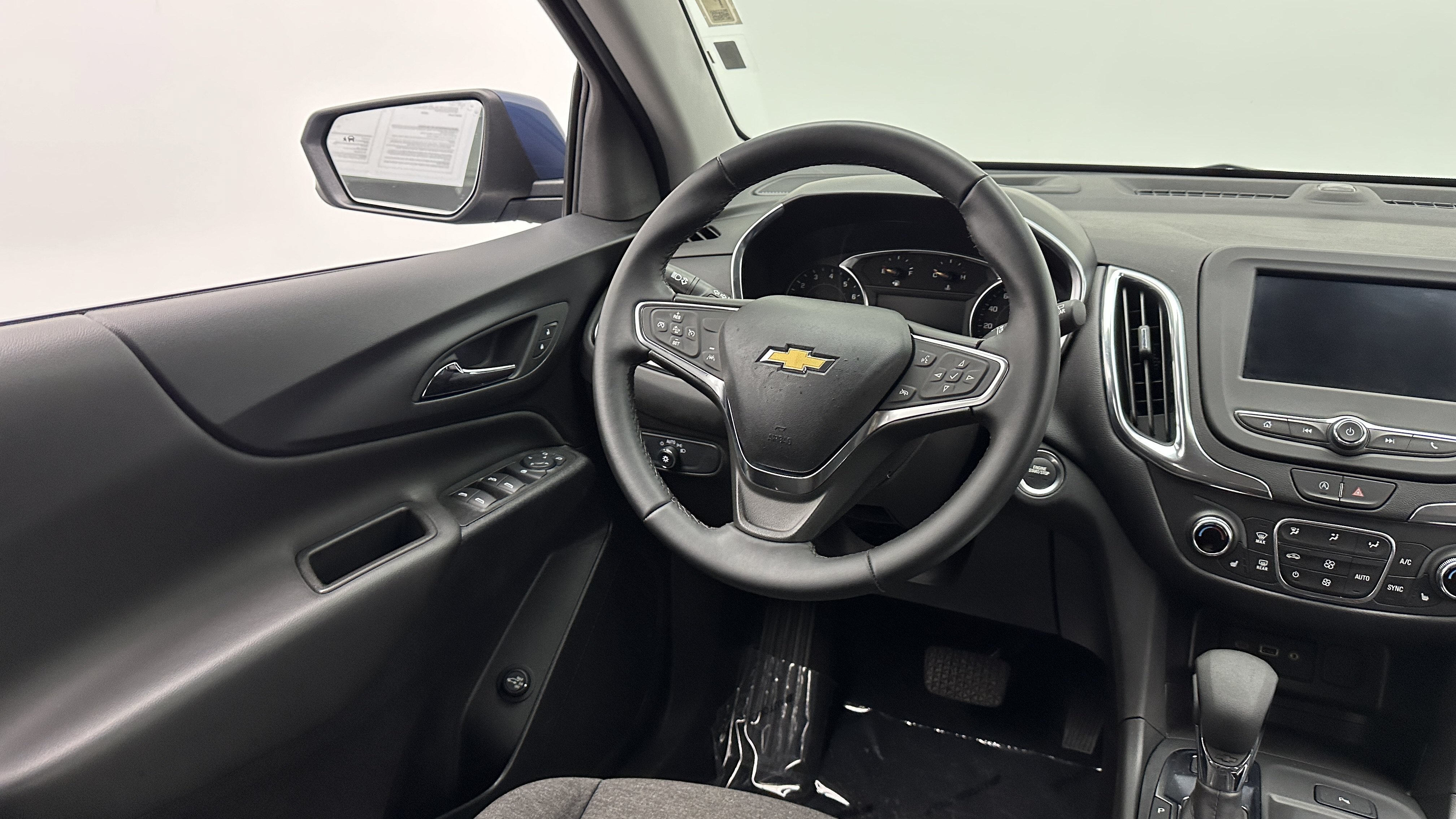 Used 2024 Chevrolet Equinox LT AWD/4WD image 22