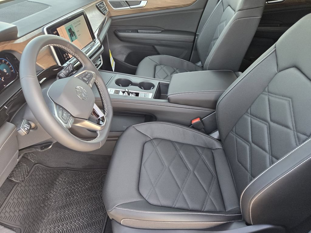 New 2026 Volkswagen Atlas SE FWD image 12