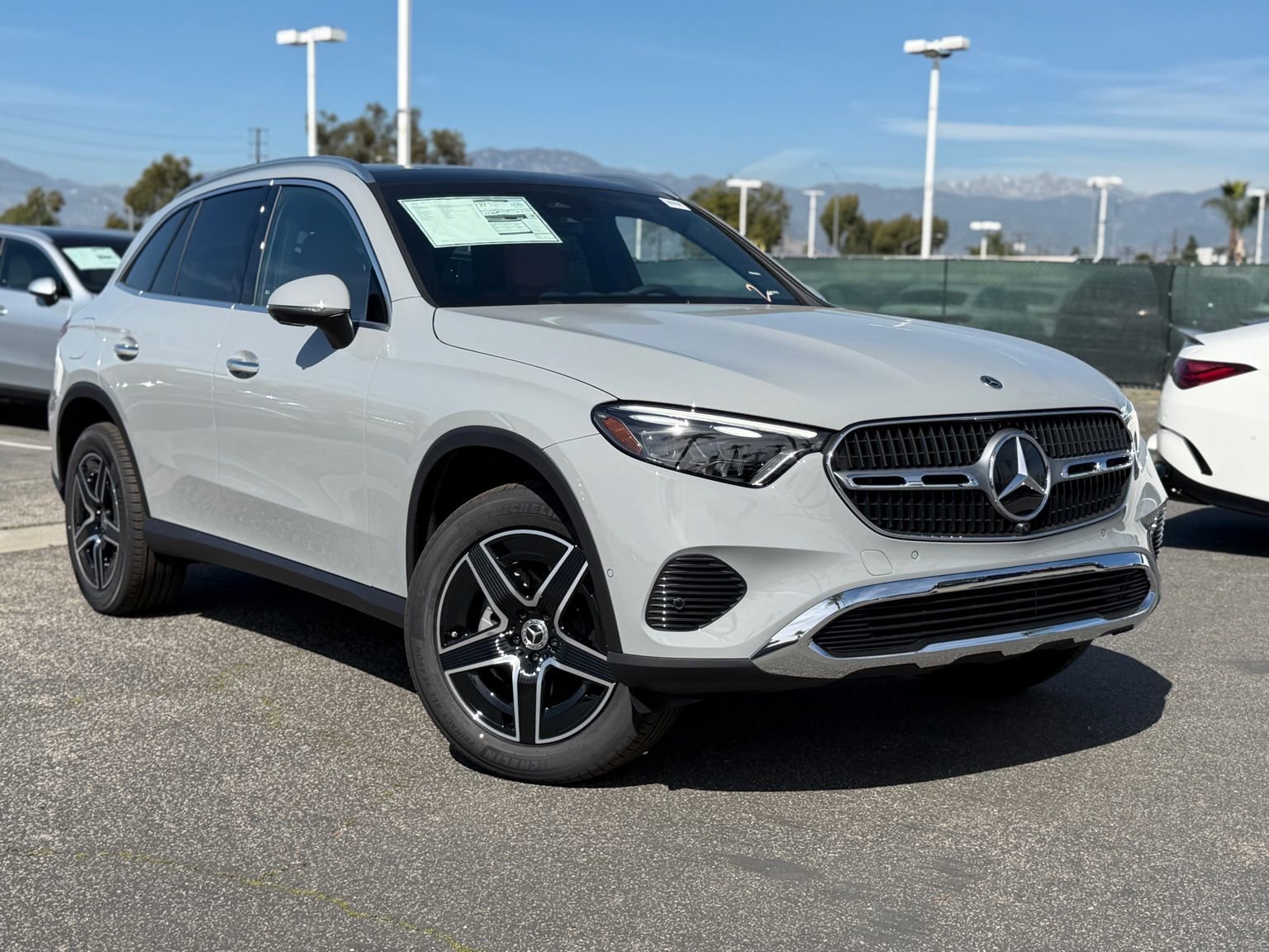 New 2026 Mercedes-Benz GLC 300 GLC 300 image 2