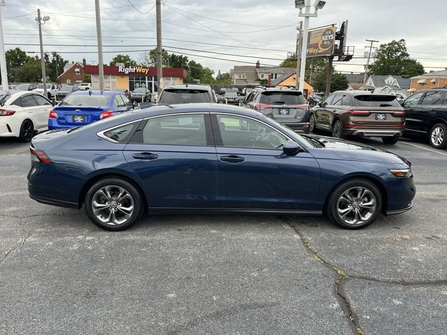 Used 2024 Honda Accord EX image 11