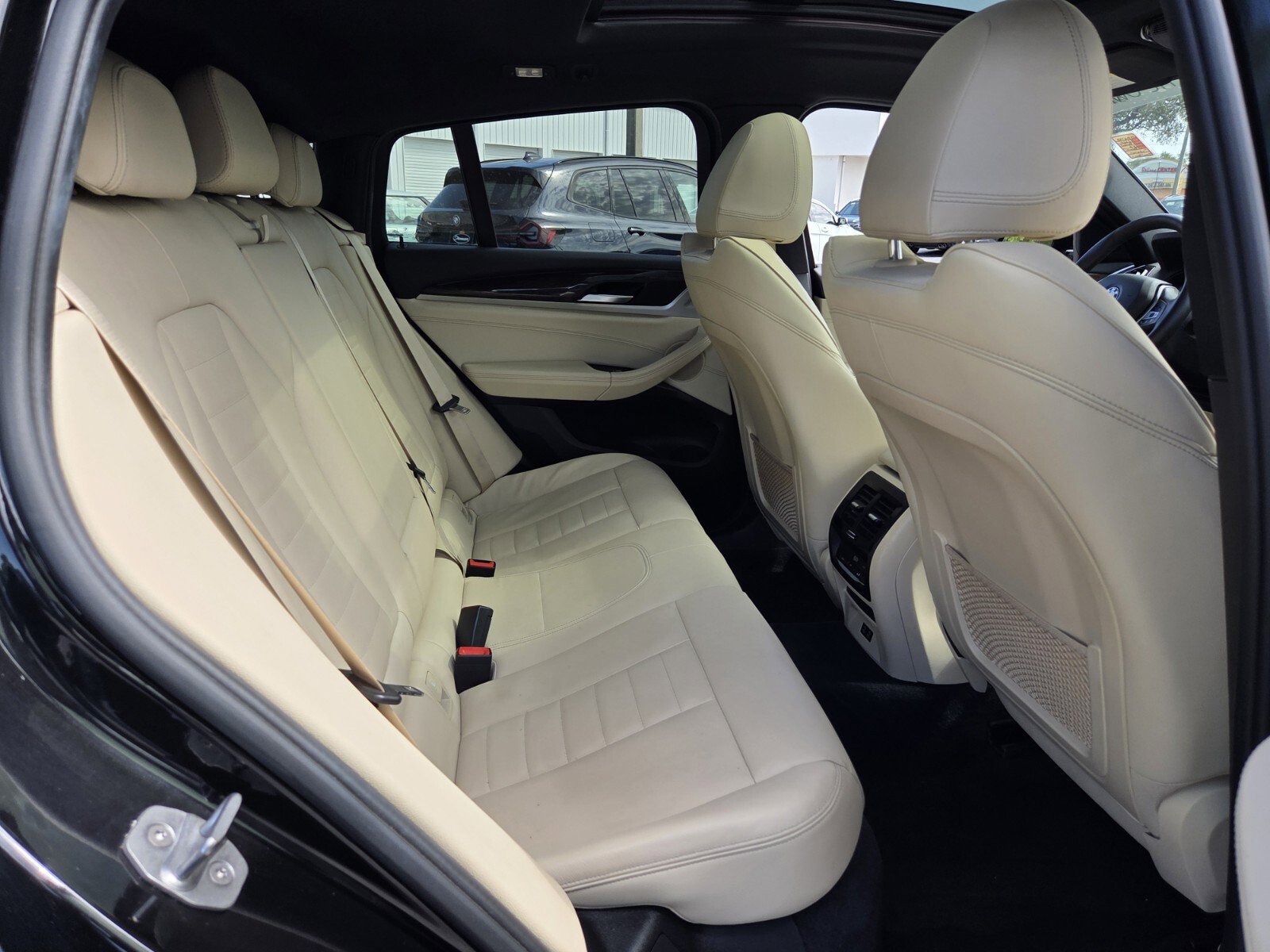 Used 2020 BMW X4 xDrive30i w/ Convenience Package image 15