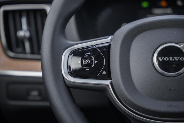 New 2026 Volvo XC60 B5 Plus w/ Protection Package Premier image 30