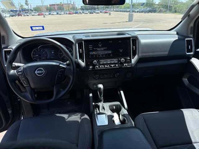 Certified 2025 Nissan Frontier SV RWD image 13