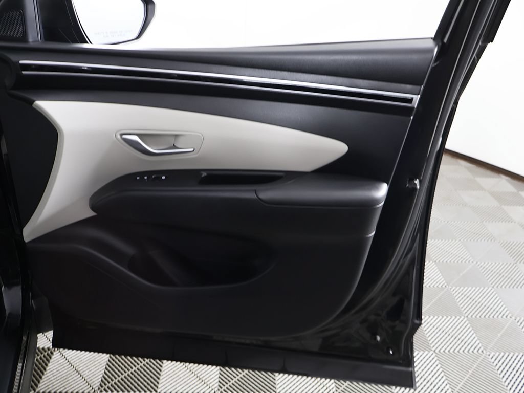 Used 2023 Hyundai Tucson SE AWD/4WD image 21