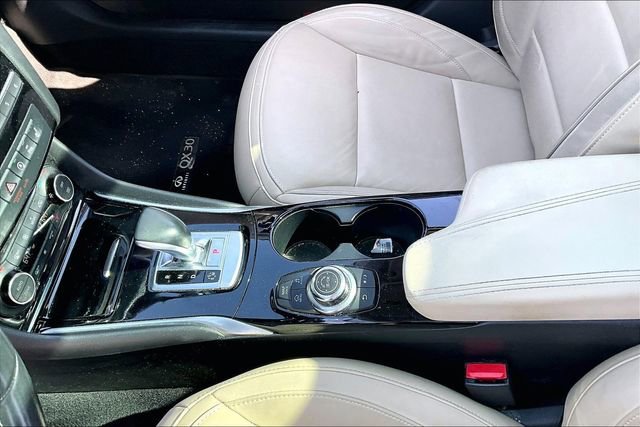 Used 2018 INFINITI QX30 Premium w/ Navigation Package image 15