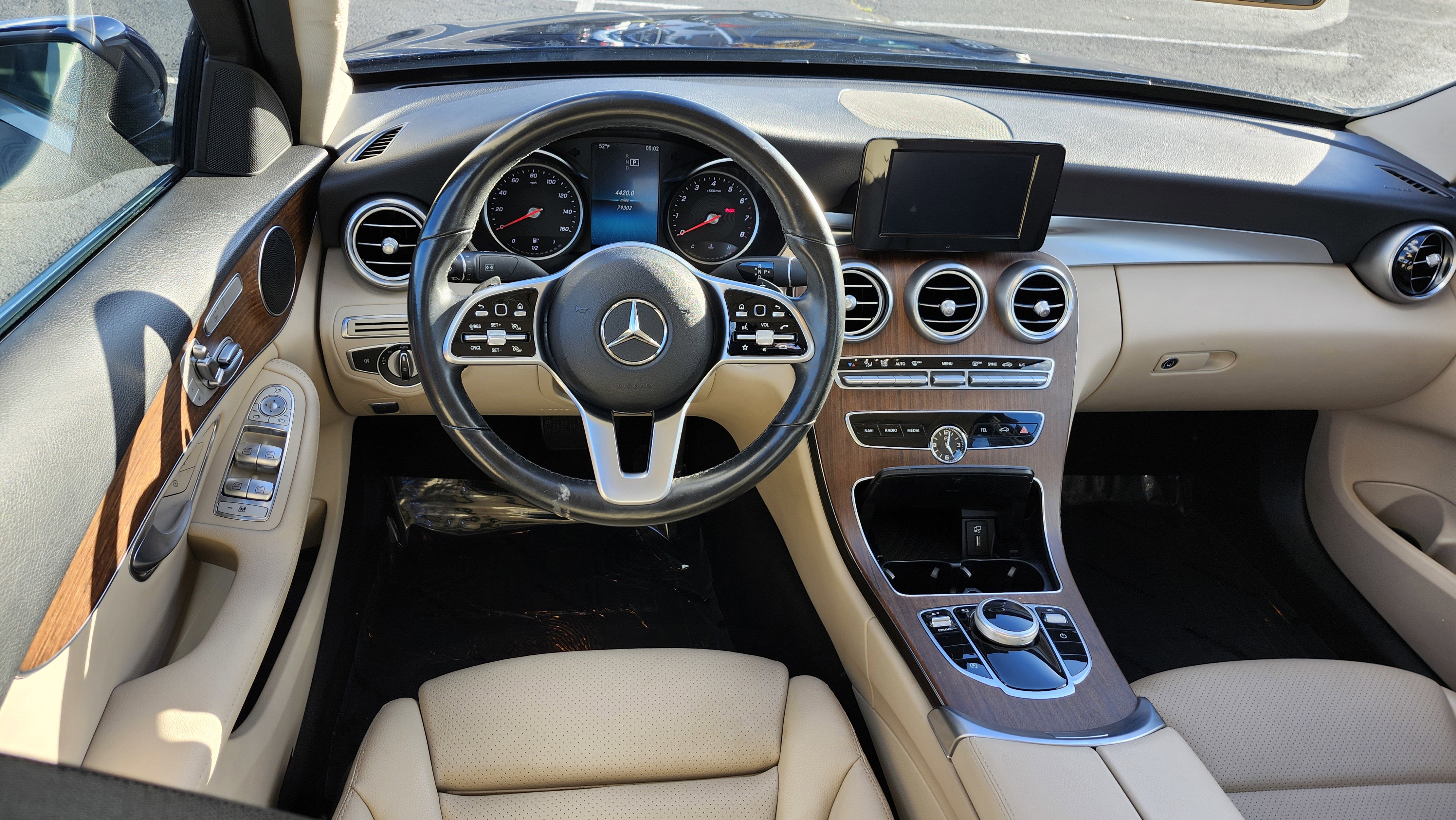 Used 2019 Mercedes-Benz C 300 4MATIC Sedan image 21
