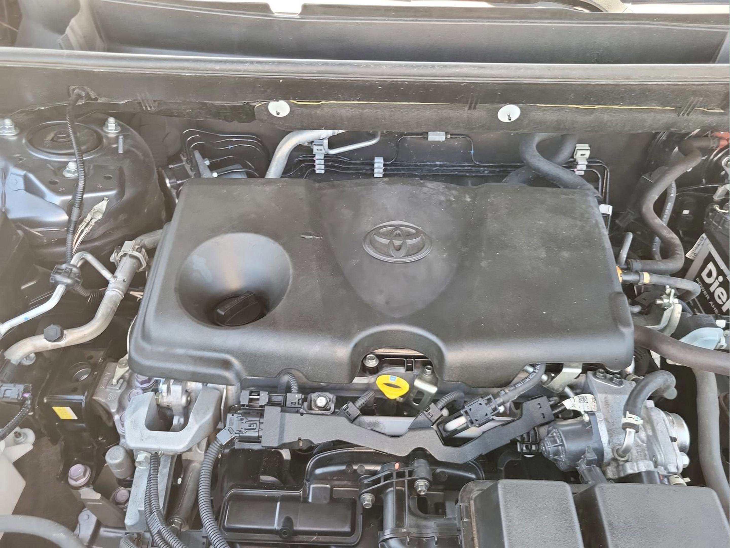 Used 2023 Toyota RAV4 XLE Premium image 22