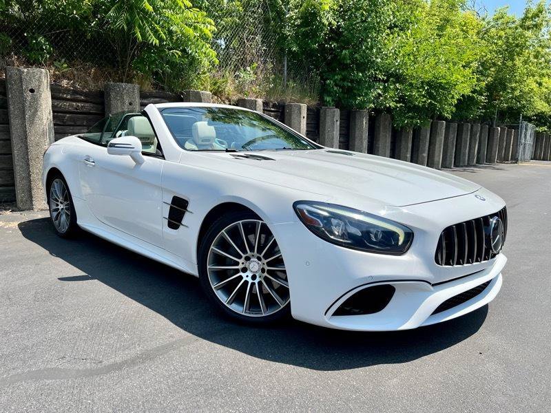 Used 2017 Mercedes-Benz SL 550 image 8