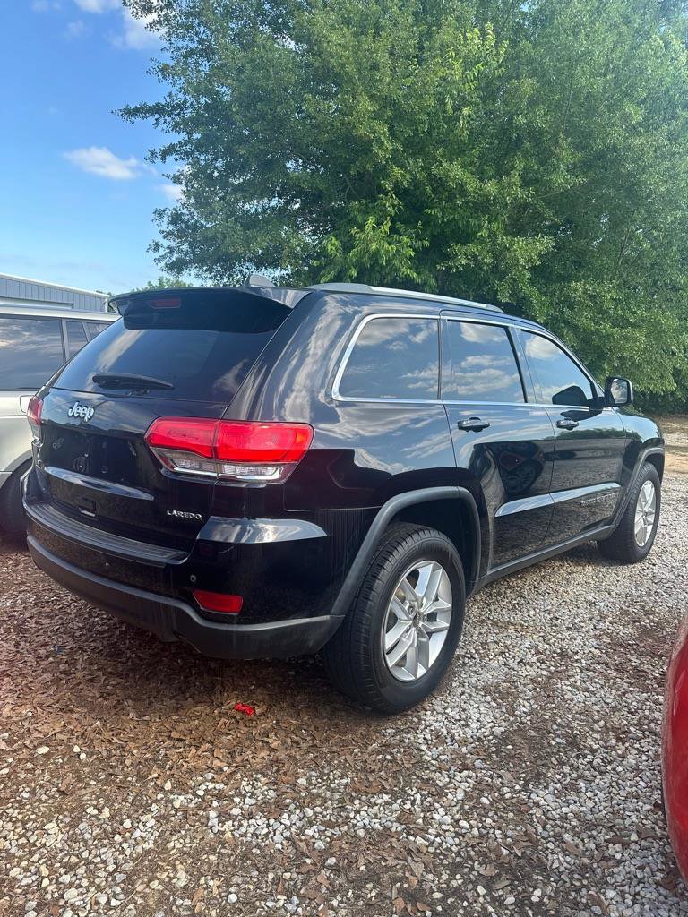 Used 2018 Jeep Grand Cherokee Laredo image 4