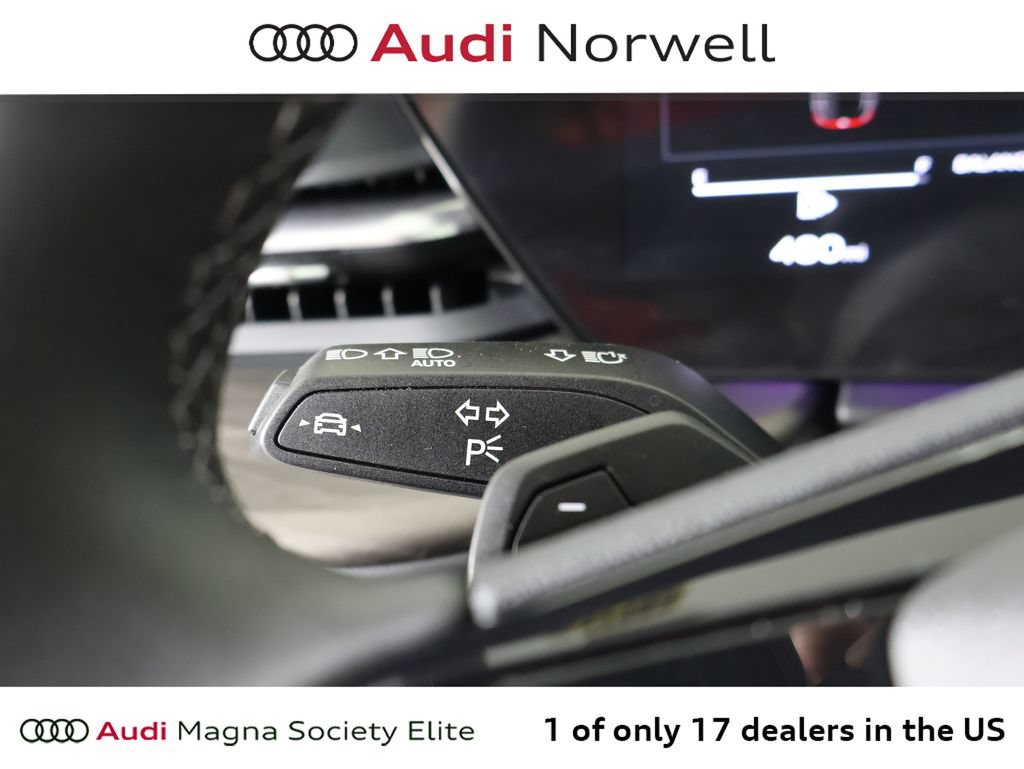 Used 2025 Audi Q5 Premium Plus w/ Premium Plus AWD/4WD image 28